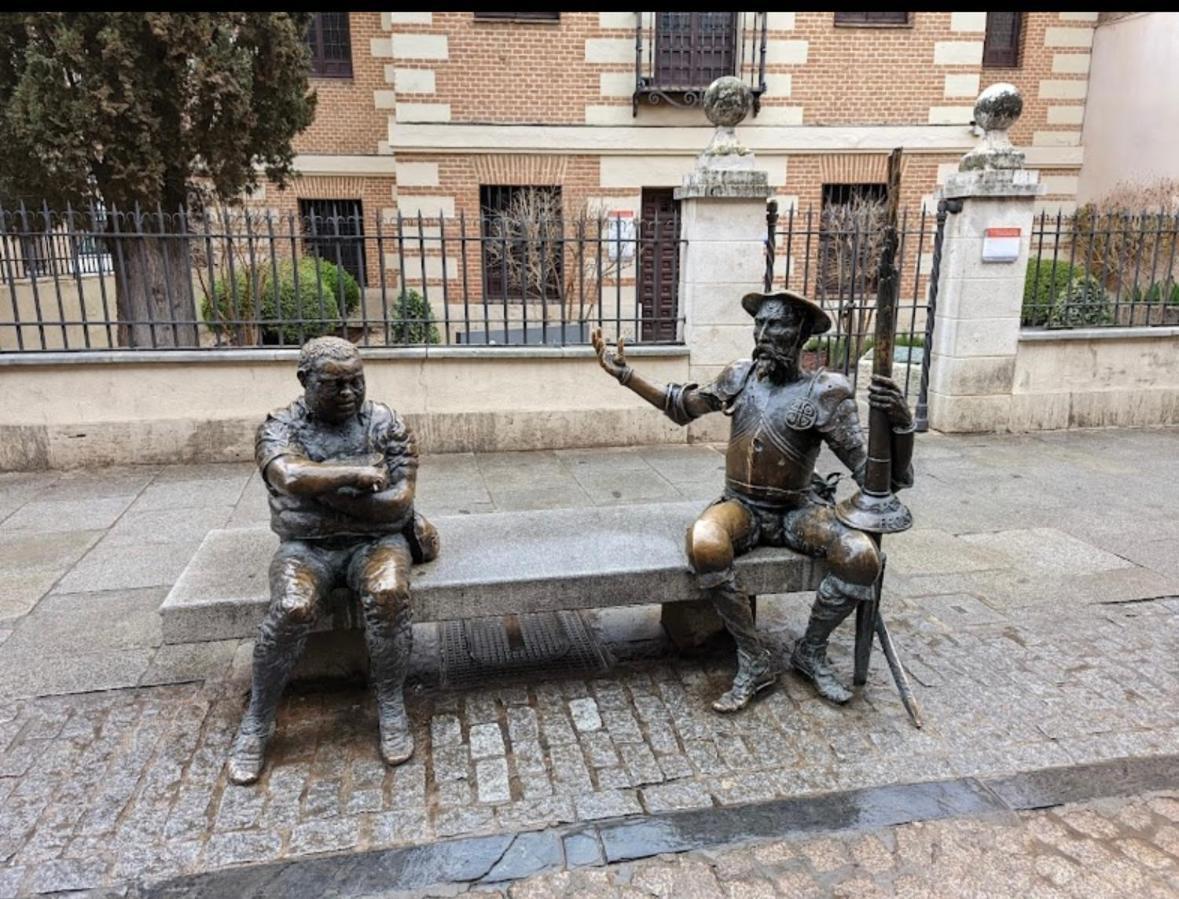 Laan Los Pinos Alcalá de Henares Eksteriør billede